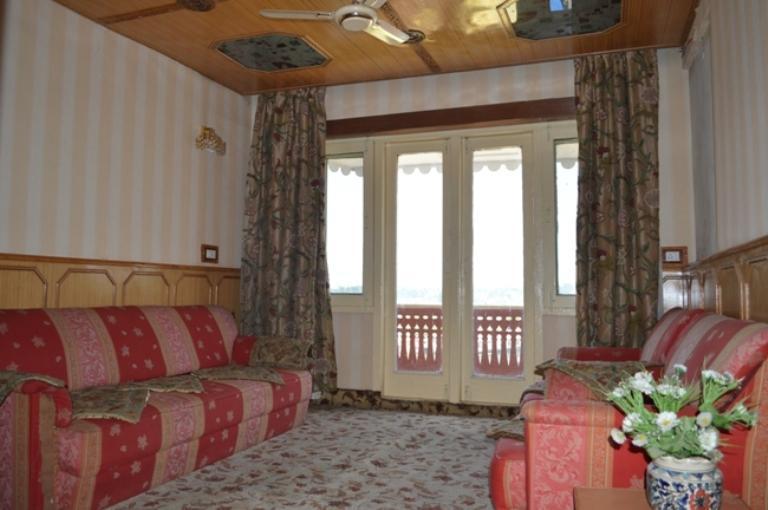 Srīnagar Shah Abbas Hotel At Dal Lake מראה חיצוני תמונה
